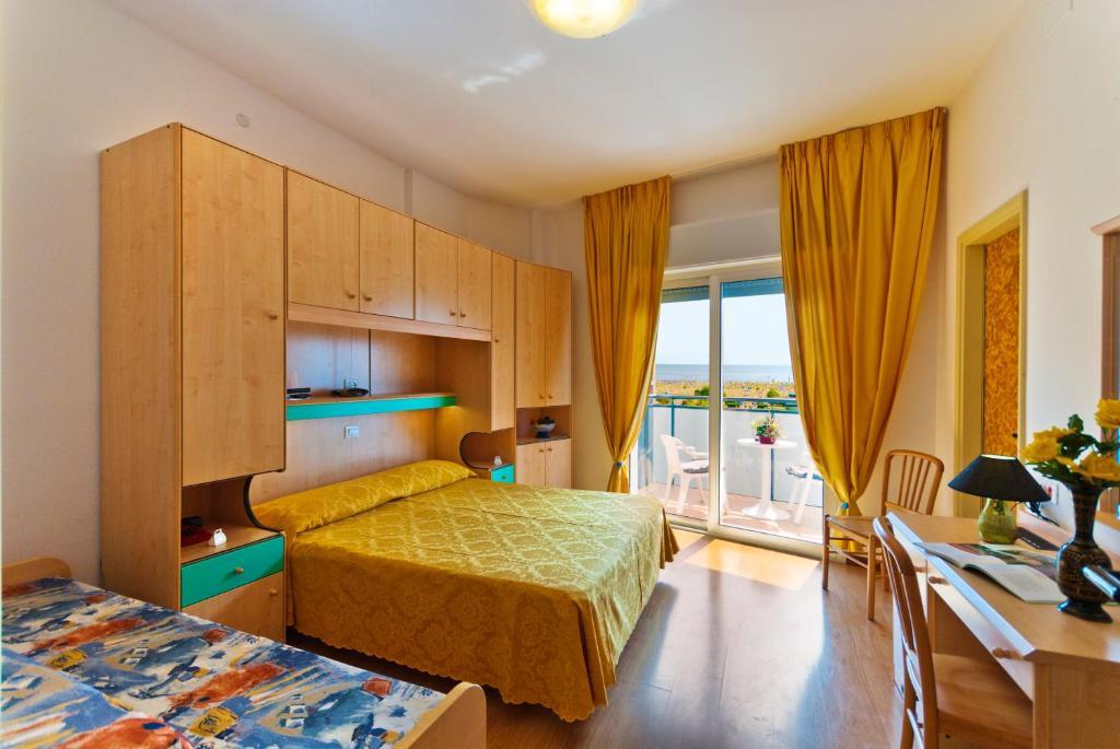 Hotel Gimm Бибионе Стая снимка