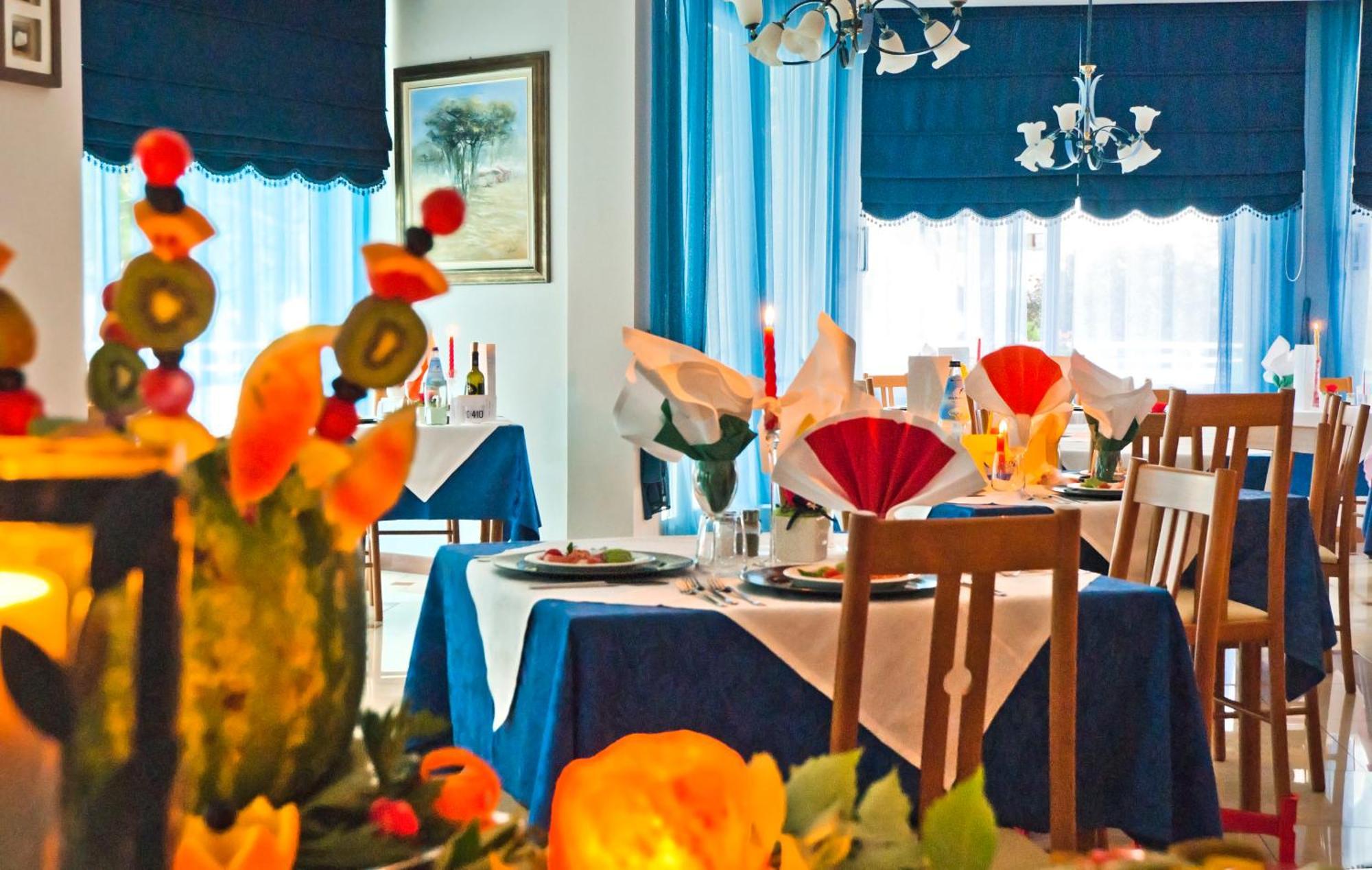 Hotel Gimm Бибионе Екстериор снимка